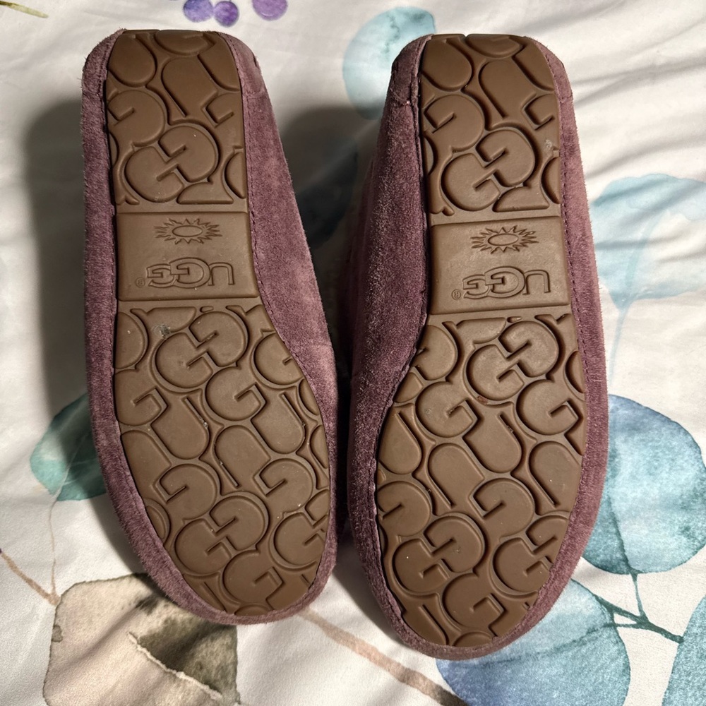 UGG Plum Suede Slippers with Cream Lining - Picture 6 of 6